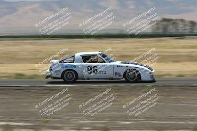 media/Jun-01-2024-CalClub SCCA (Sat) [[0aa0dc4a91]]/Group 2/Race/